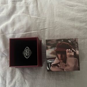 Taylor Swift Red Ring
